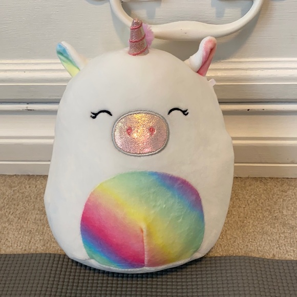 NWT Sofia the Unicorn Squishmallow 7”